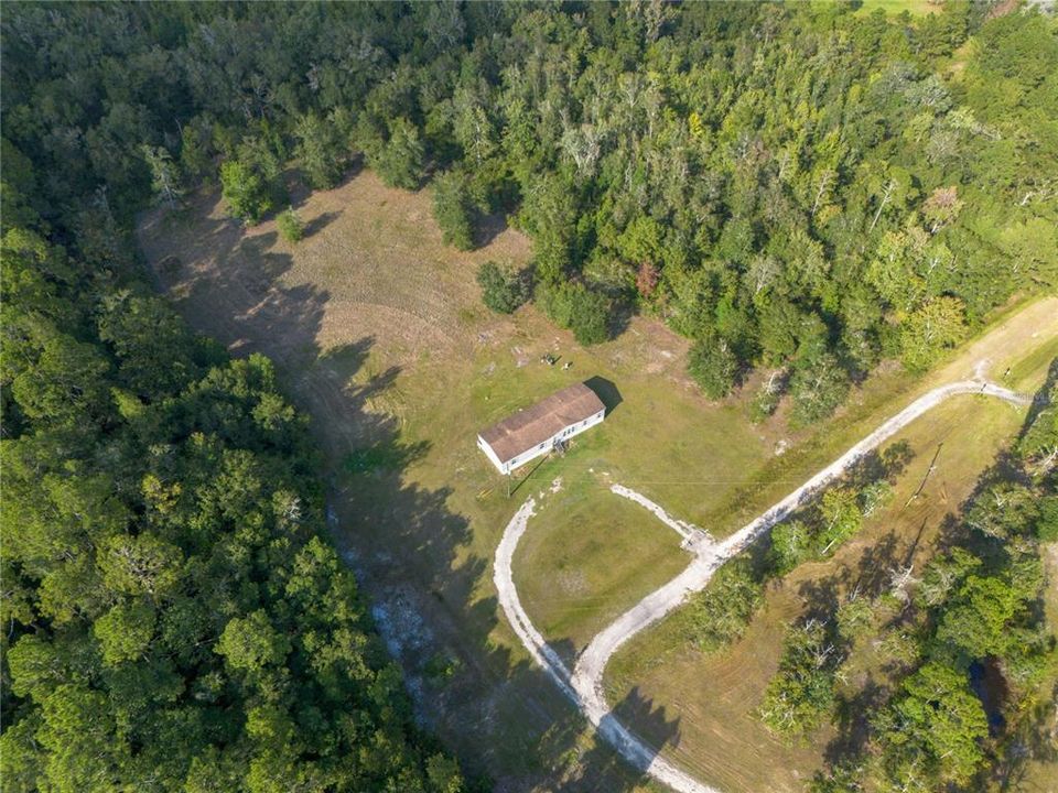 For Sale: $267,000 (4 beds, 3 baths, 2052 Square Feet)