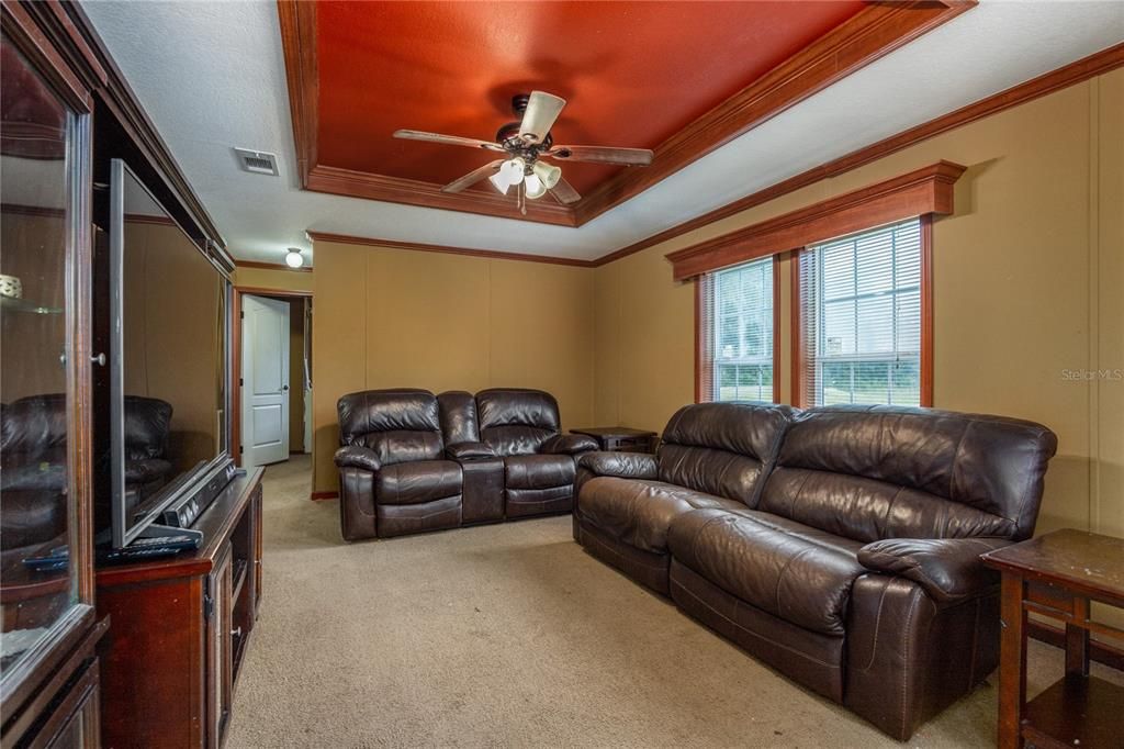 For Sale: $267,000 (4 beds, 3 baths, 2052 Square Feet)