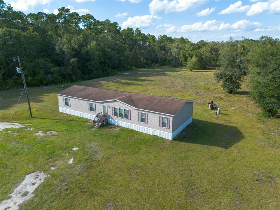 For Sale: $267,000 (4 beds, 3 baths, 2052 Square Feet)