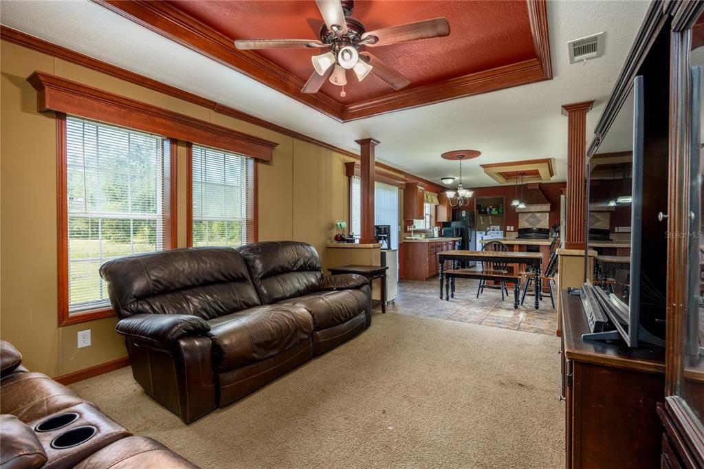 For Sale: $267,000 (4 beds, 3 baths, 2052 Square Feet)