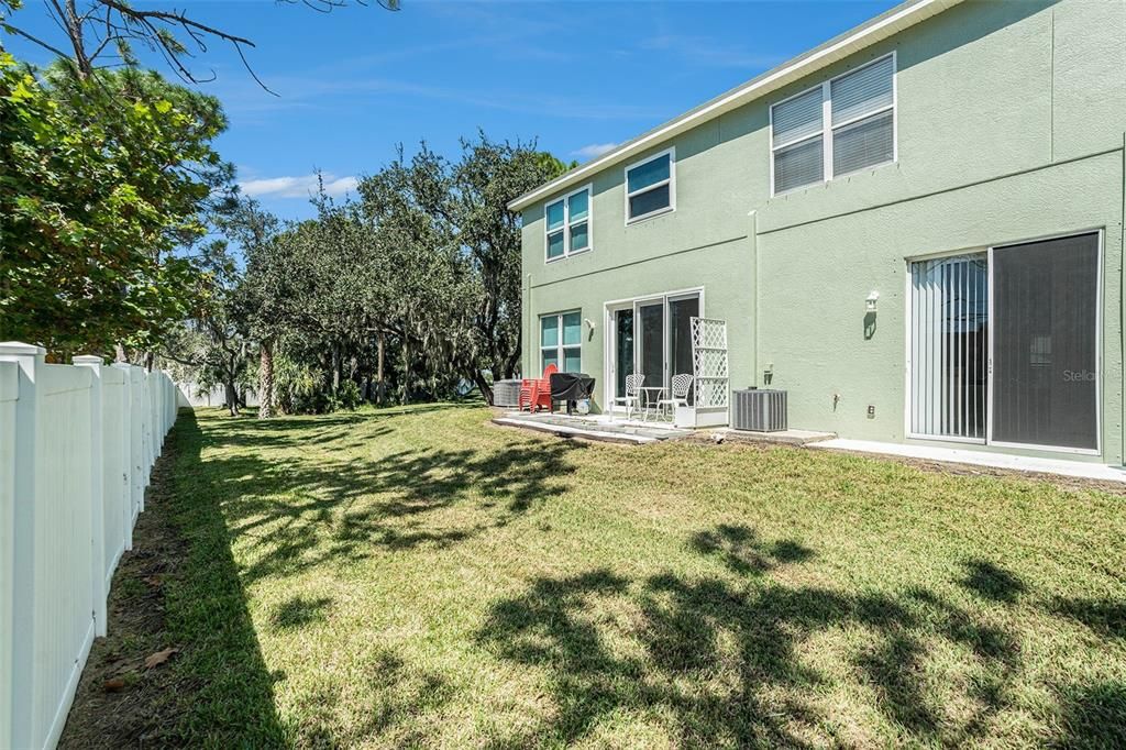 For Sale: $267,000 (2 beds, 2 baths, 1216 Square Feet)