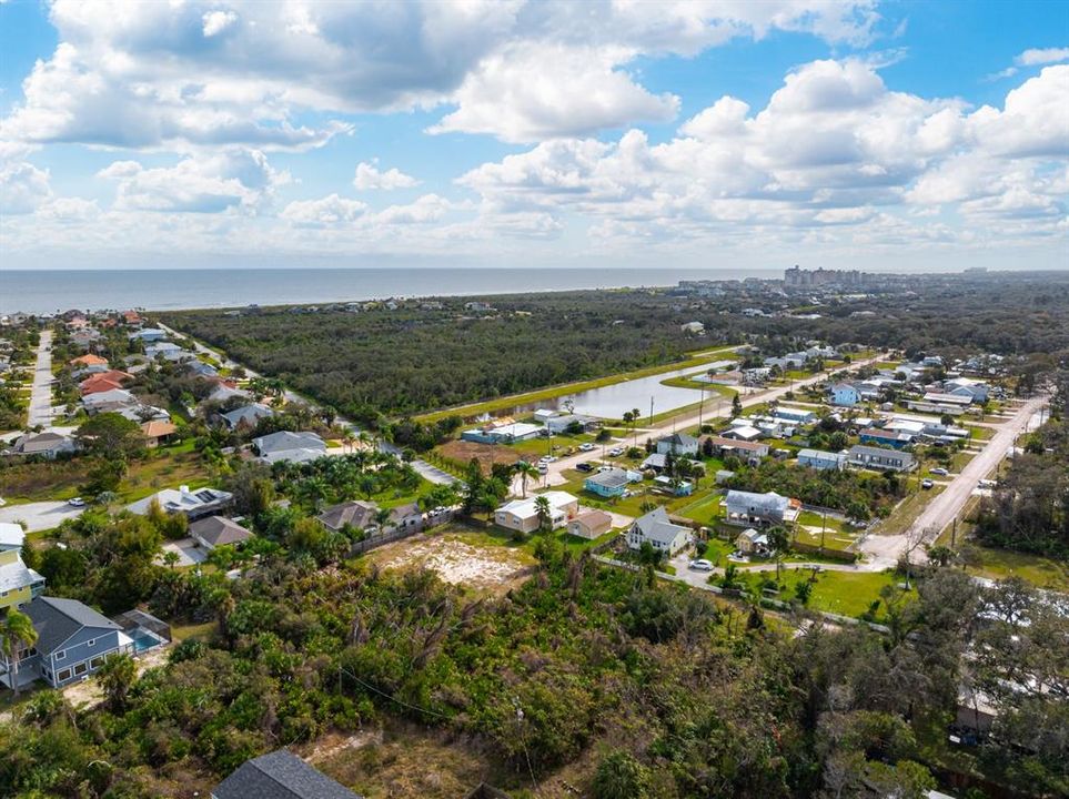 待售: $165,000 (0.21 acres)