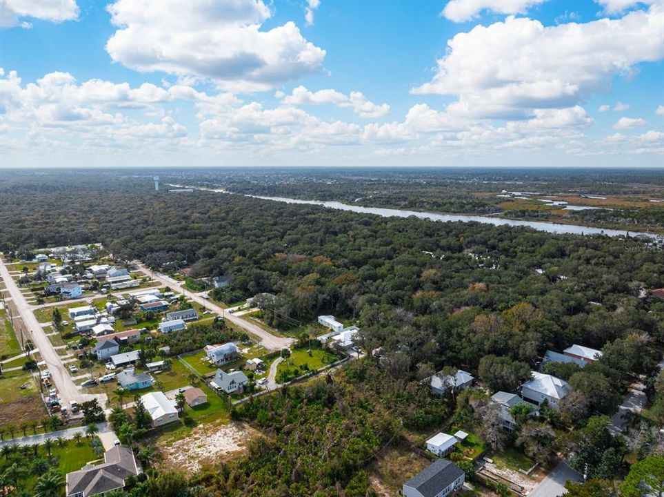 待售: $165,000 (0.21 acres)