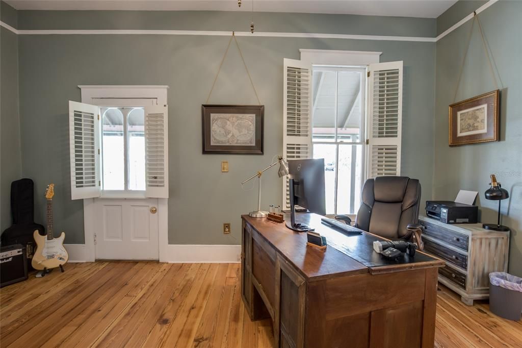 На продажу: $925,000 (4 спален, 3 ванн, 2912 Квадратных фут)