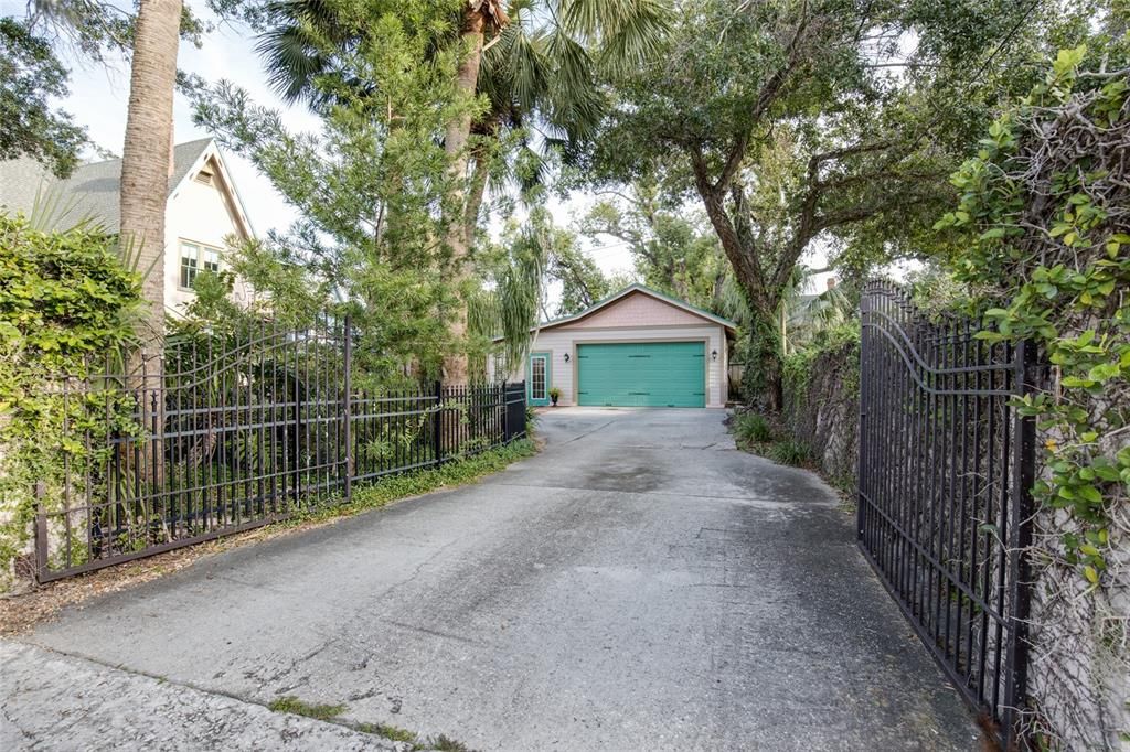 На продажу: $925,000 (4 спален, 3 ванн, 2912 Квадратных фут)