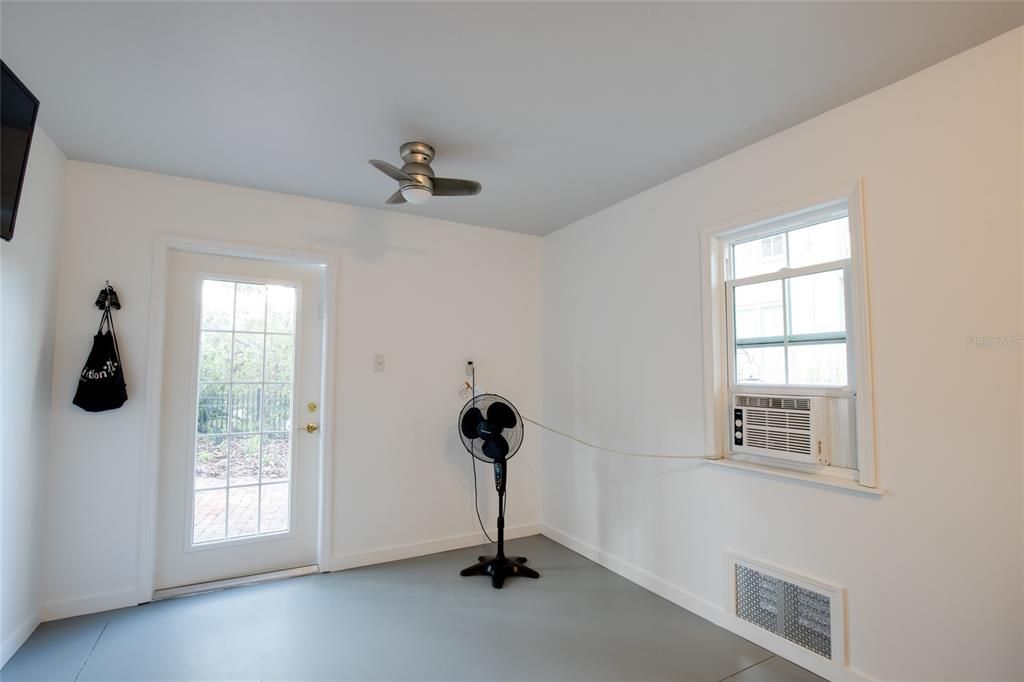 На продажу: $925,000 (4 спален, 3 ванн, 2912 Квадратных фут)