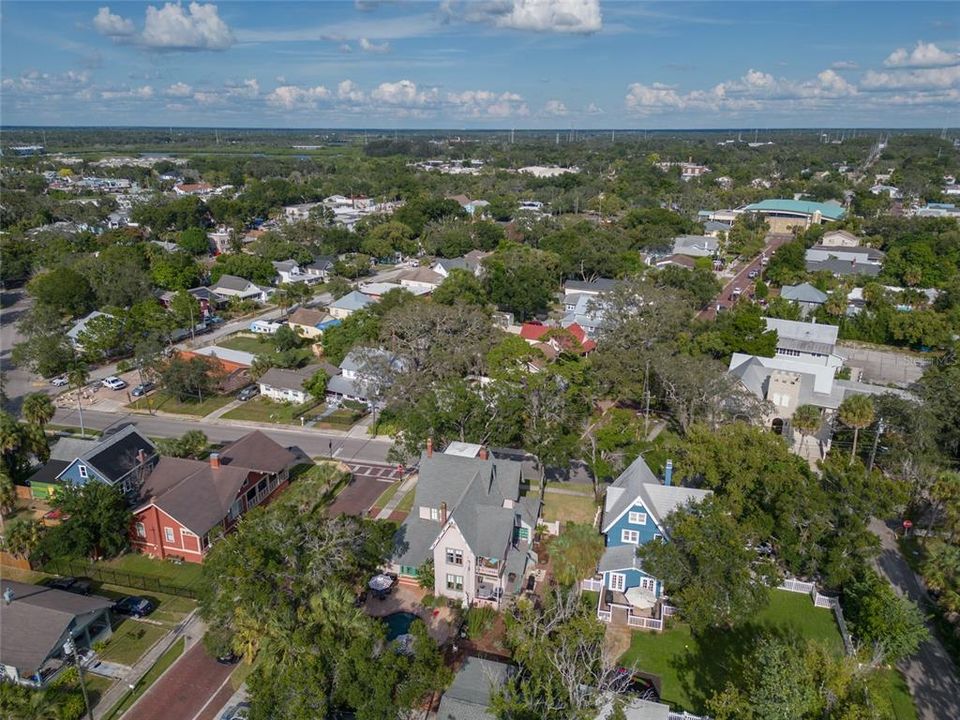 На продажу: $925,000 (4 спален, 3 ванн, 2912 Квадратных фут)