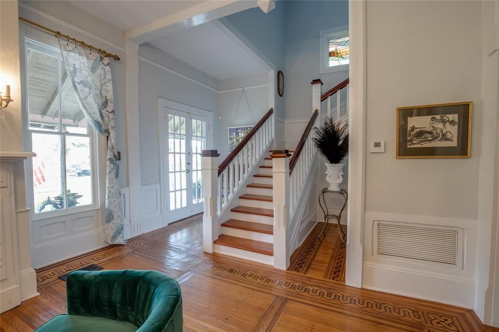 На продажу: $925,000 (4 спален, 3 ванн, 2912 Квадратных фут)