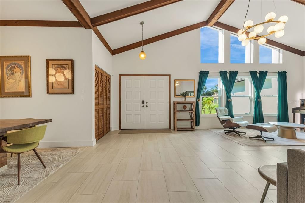 Activo con contrato: $499,999 (3 camas, 2 baños, 2978 Pies cuadrados)