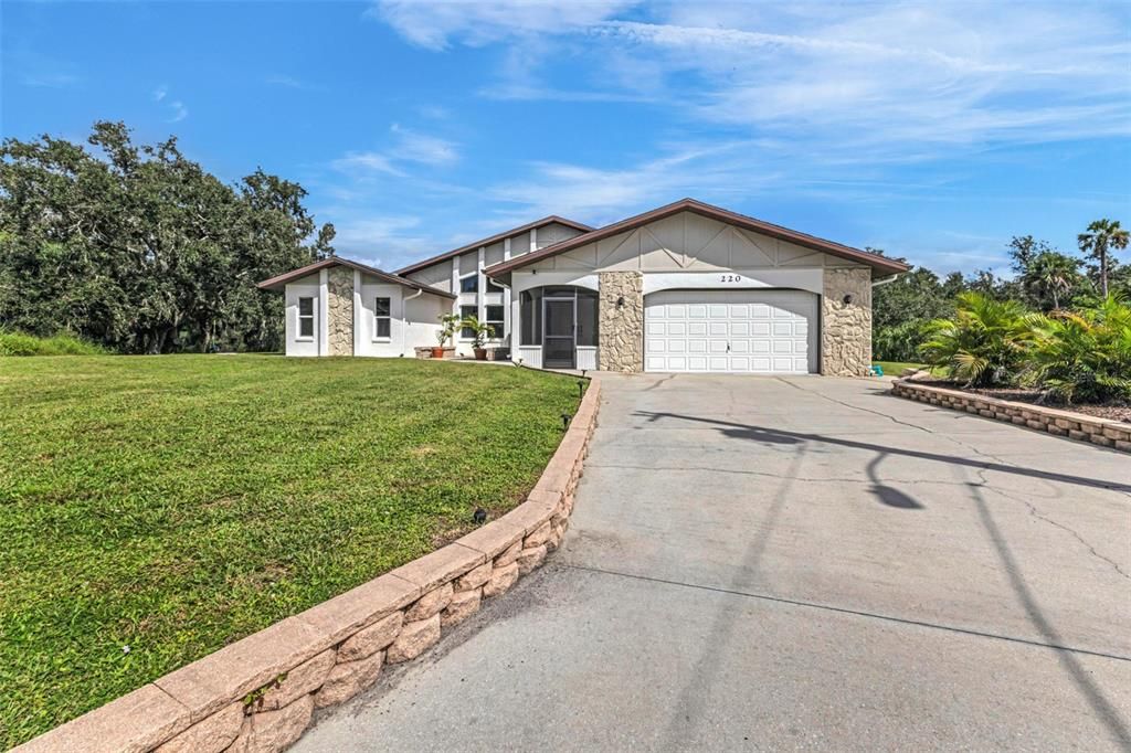 Activo con contrato: $499,999 (3 camas, 2 baños, 2978 Pies cuadrados)