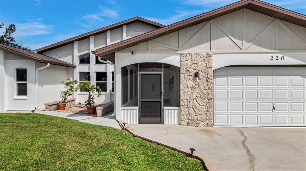 Activo con contrato: $499,999 (3 camas, 2 baños, 2978 Pies cuadrados)