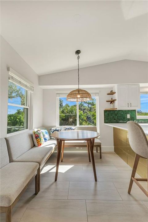 Activo con contrato: $499,999 (3 camas, 2 baños, 2978 Pies cuadrados)