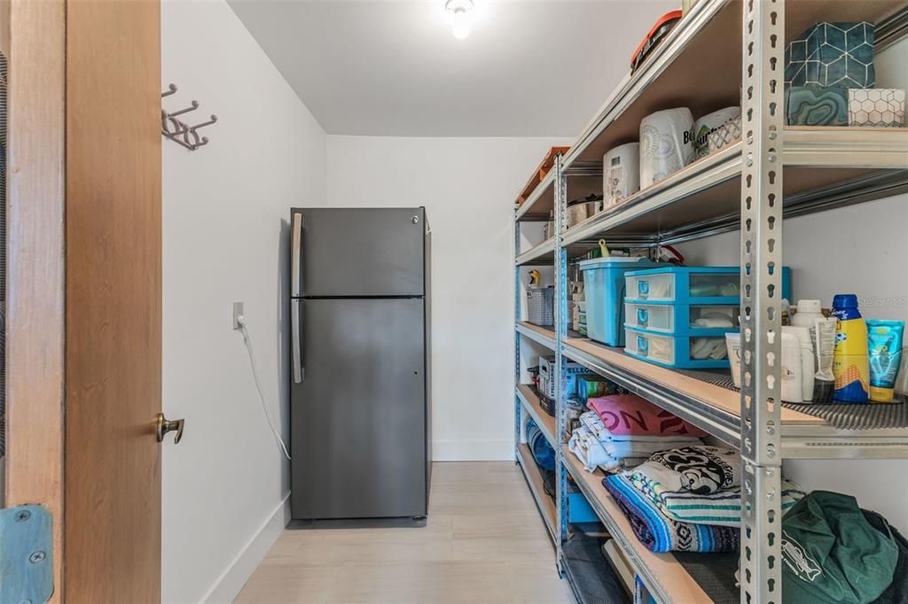 Activo con contrato: $499,999 (3 camas, 2 baños, 2978 Pies cuadrados)