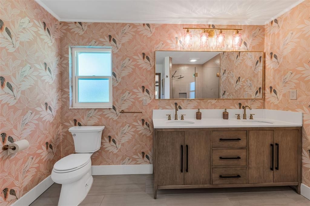 Activo con contrato: $499,999 (3 camas, 2 baños, 2978 Pies cuadrados)