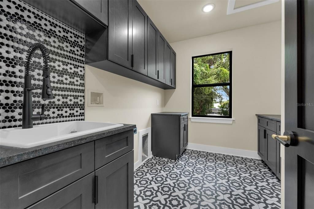 На продажу: $1,125,000 (3 спален, 3 ванн, 3128 Квадратных фут)