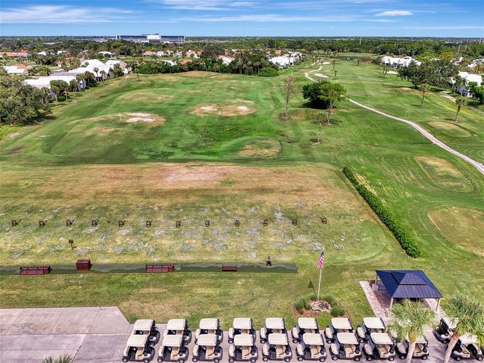 合同活跃: $719,900 (3 贝兹, 2 浴室, 2365 平方英尺)