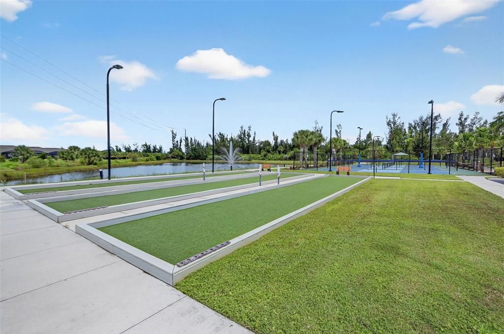 Под контрактом: $309,000 (2 спален, 2 ванн, 1516 Квадратных фут)