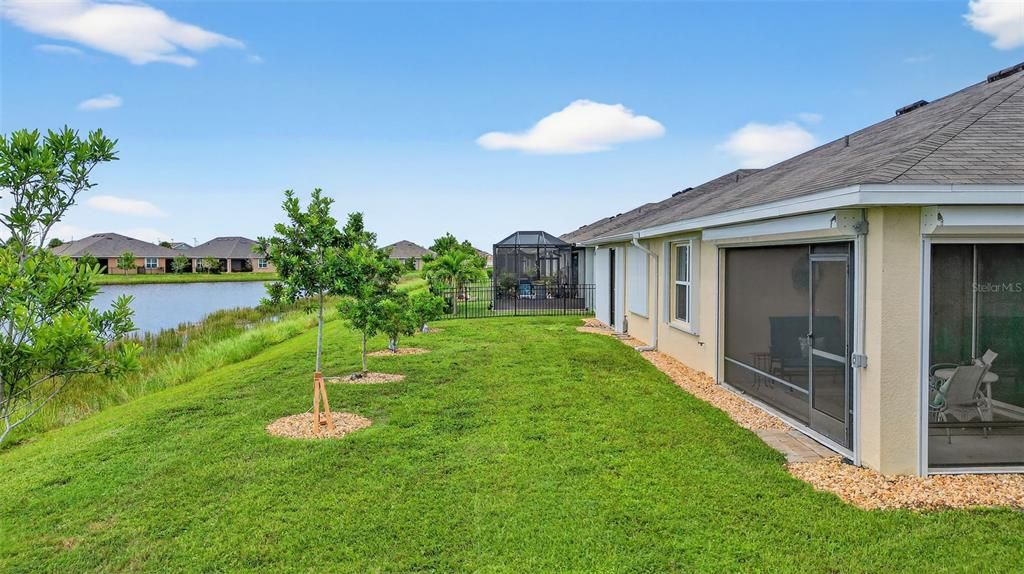 Под контрактом: $309,000 (2 спален, 2 ванн, 1516 Квадратных фут)