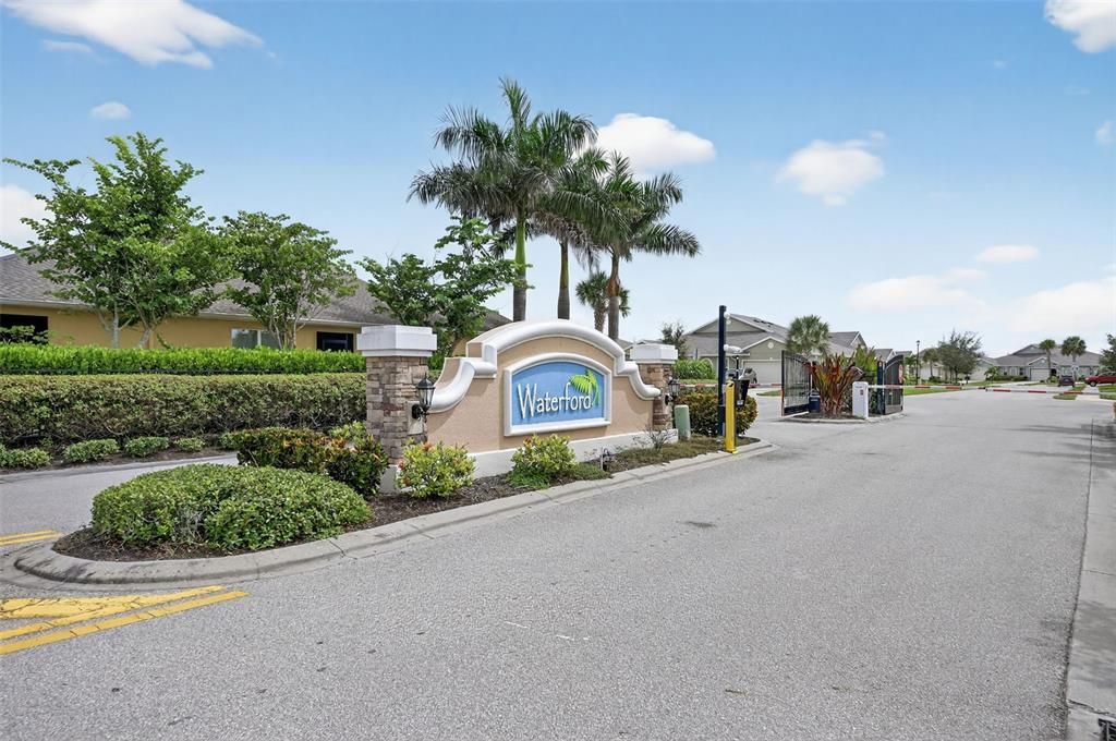 Под контрактом: $309,000 (2 спален, 2 ванн, 1516 Квадратных фут)