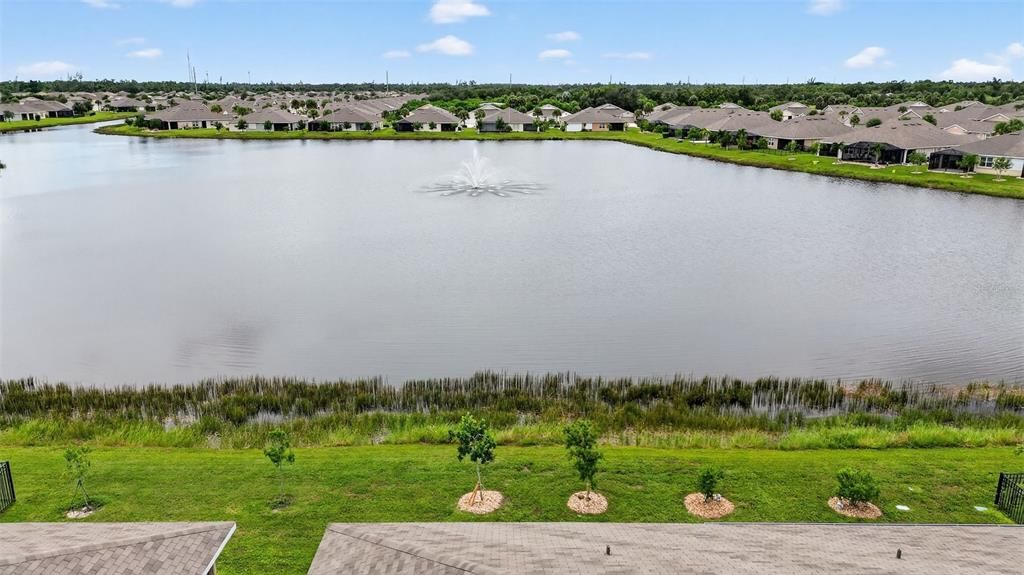 Под контрактом: $309,000 (2 спален, 2 ванн, 1516 Квадратных фут)