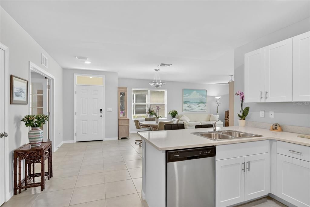 Под контрактом: $309,000 (2 спален, 2 ванн, 1516 Квадратных фут)