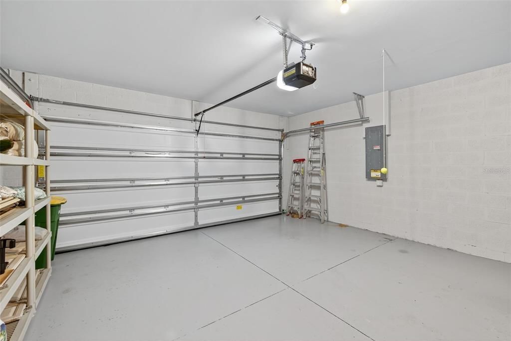 Под контрактом: $309,000 (2 спален, 2 ванн, 1516 Квадратных фут)