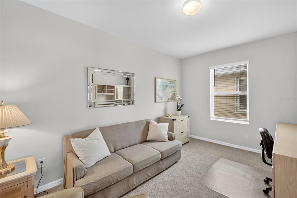 Под контрактом: $309,000 (2 спален, 2 ванн, 1516 Квадратных фут)