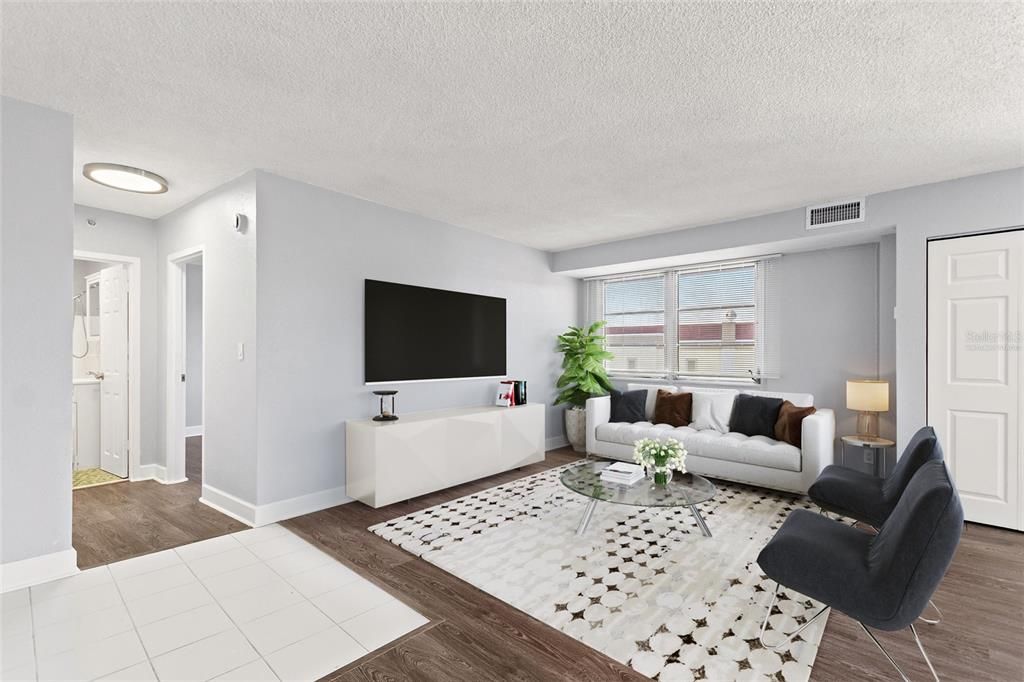 出租: $1,400 (1 贝兹, 1 浴室, 708 平方英尺)