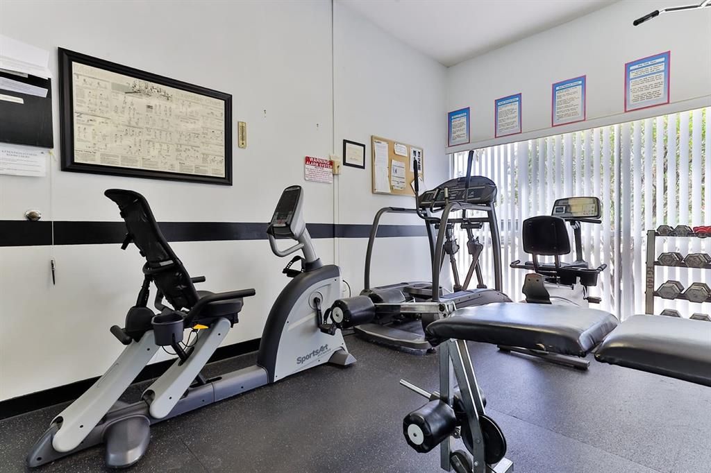 Active With Contract: $319,999 (3 beds, 2 baths, 2102 Square Feet)