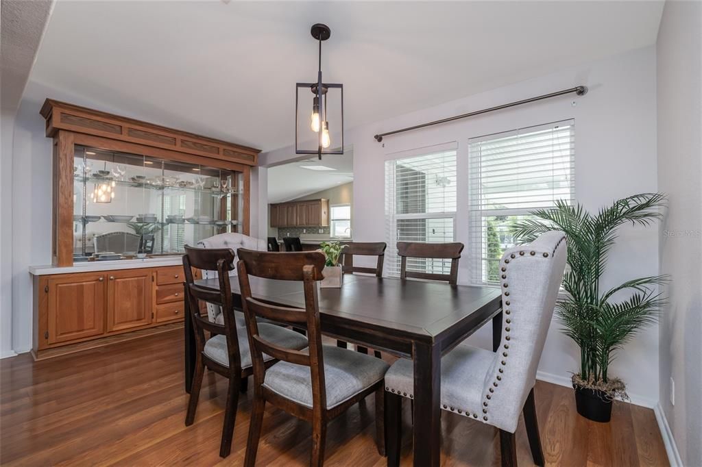 Active With Contract: $319,999 (3 beds, 2 baths, 2102 Square Feet)