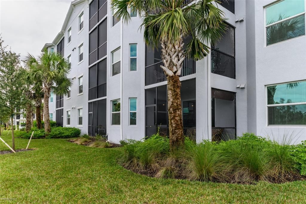 For Rent: $3,500 (2 beds, 2 baths, 1198 Square Feet)