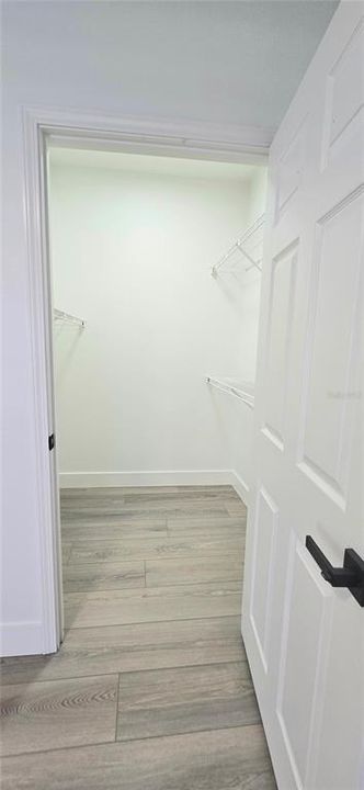 Active With Contract: $263,500 (2 beds, 2 baths, 986 Square Feet)