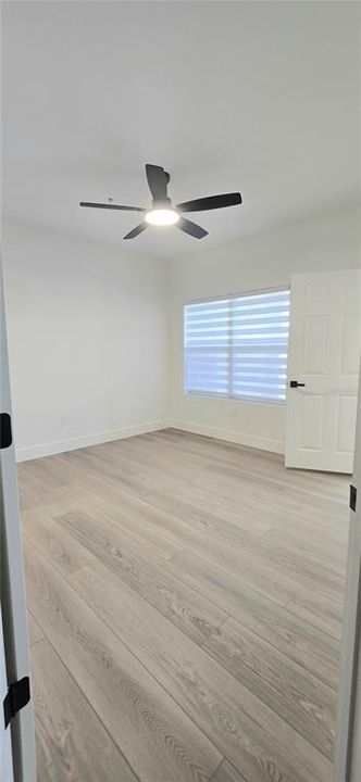 Active With Contract: $263,500 (2 beds, 2 baths, 986 Square Feet)