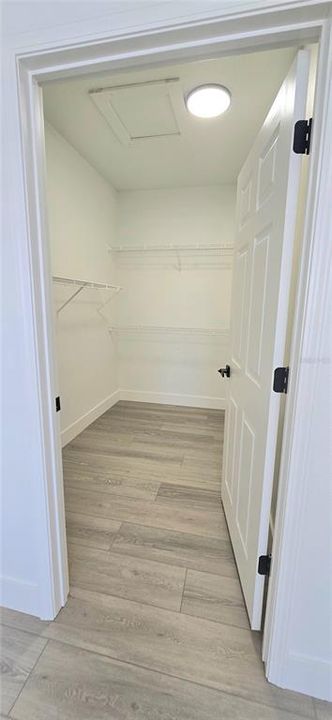 Active With Contract: $263,500 (2 beds, 2 baths, 986 Square Feet)