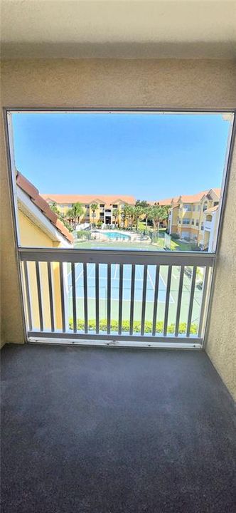 Active With Contract: $263,500 (2 beds, 2 baths, 986 Square Feet)