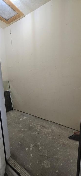 Active With Contract: $263,500 (2 beds, 2 baths, 986 Square Feet)