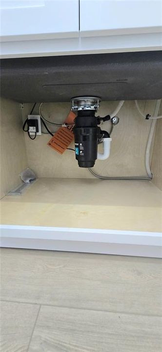 Active With Contract: $263,500 (2 beds, 2 baths, 986 Square Feet)