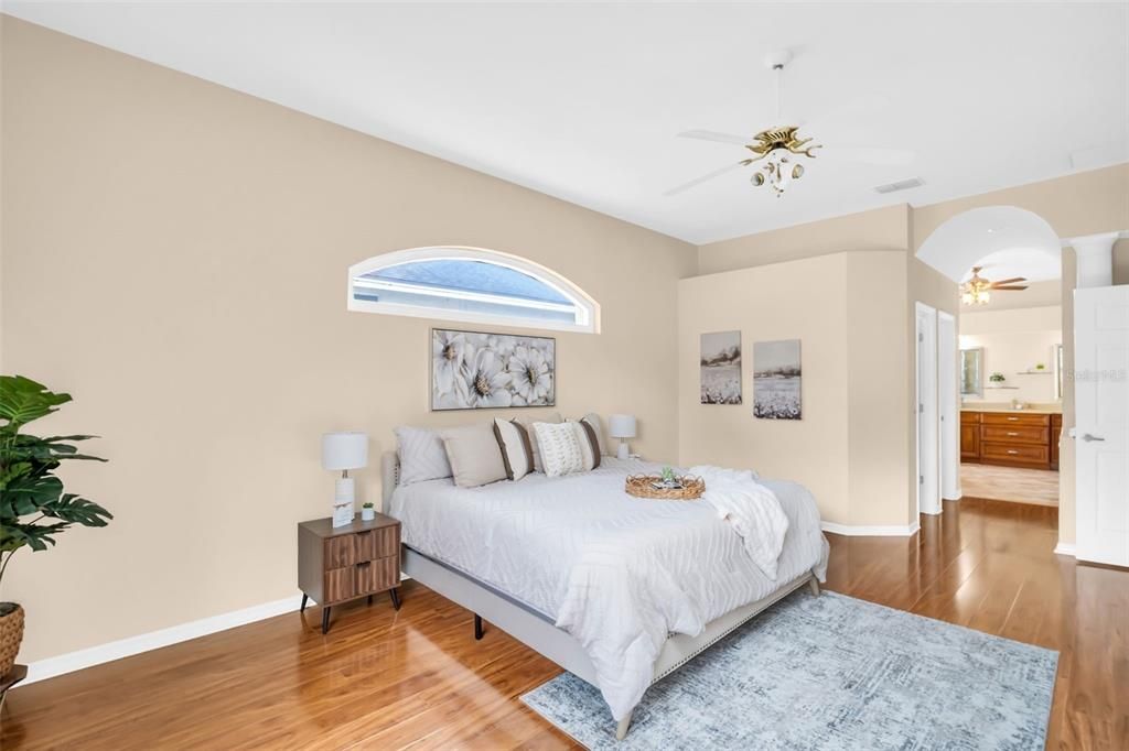 Под контрактом: $675,000 (4 спален, 3 ванн, 2663 Квадратных фут)