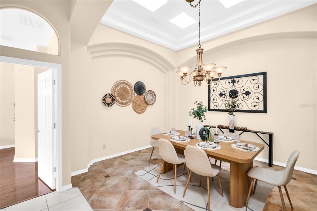 Под контрактом: $675,000 (4 спален, 3 ванн, 2663 Квадратных фут)