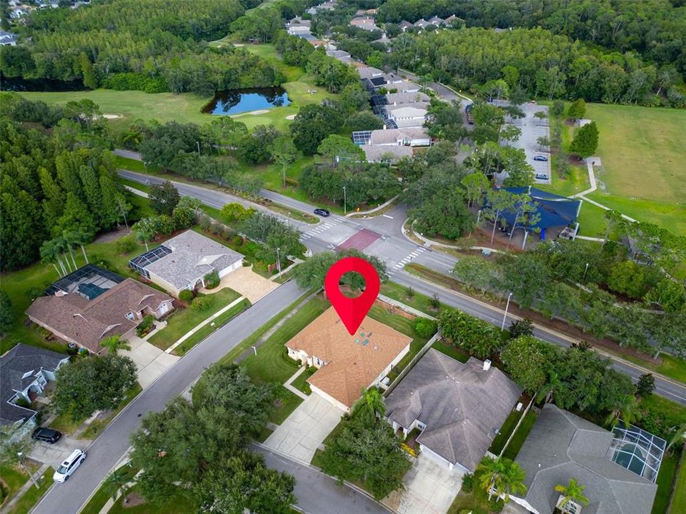 Под контрактом: $675,000 (4 спален, 3 ванн, 2663 Квадратных фут)