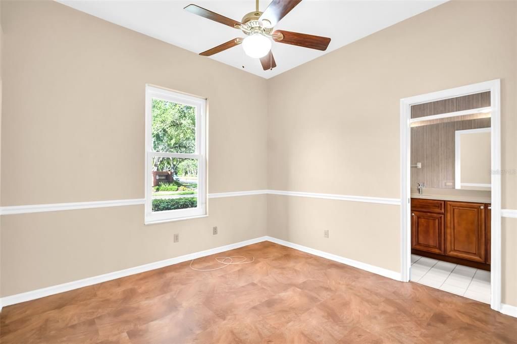 Под контрактом: $675,000 (4 спален, 3 ванн, 2663 Квадратных фут)