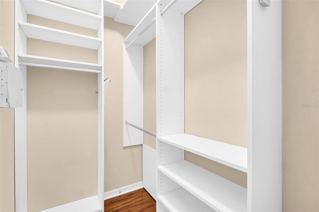 Под контрактом: $675,000 (4 спален, 3 ванн, 2663 Квадратных фут)