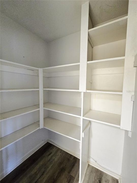 В аренду: $1,200 (1 спален, 1 ванн, 585 Квадратных фут)