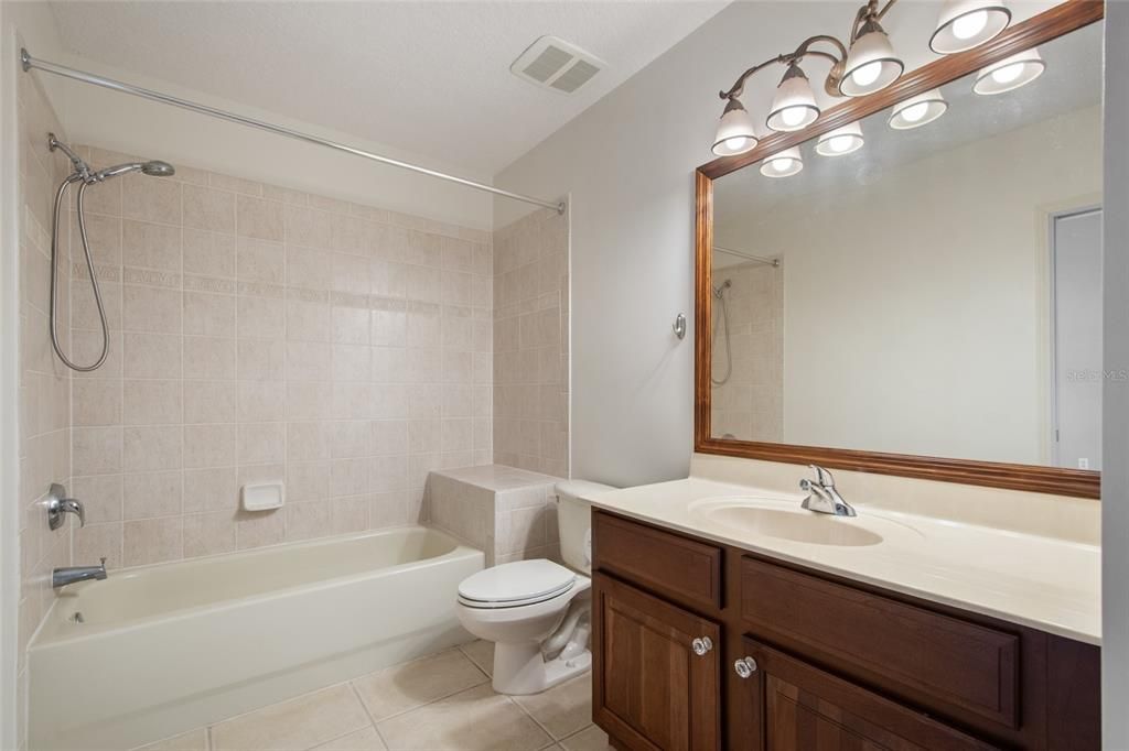 В аренду: $2,900 (3 спален, 2 ванн, 1560 Квадратных фут)