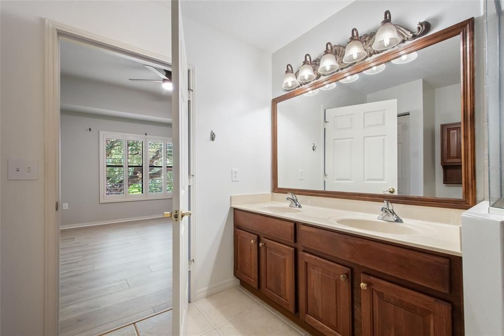 В аренду: $2,900 (3 спален, 2 ванн, 1560 Квадратных фут)