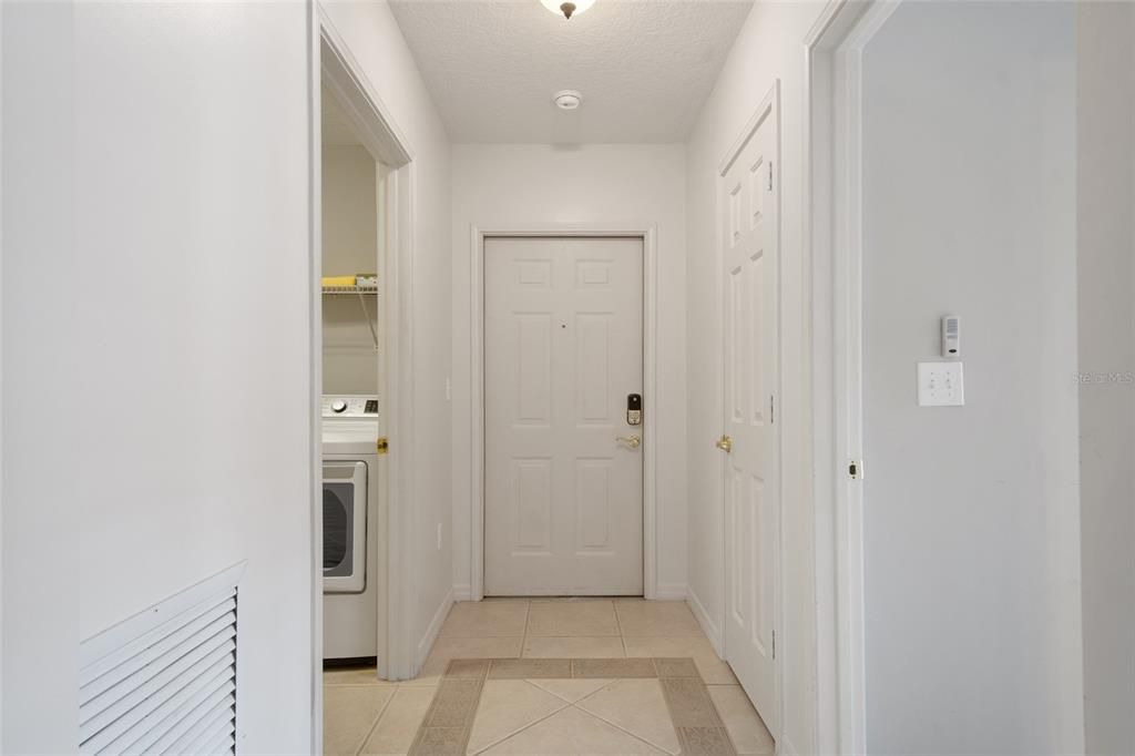 В аренду: $2,900 (3 спален, 2 ванн, 1560 Квадратных фут)