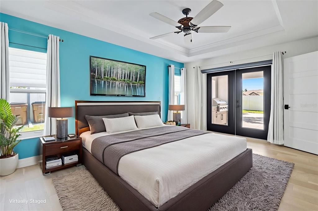 For Sale: $899,000 (3 beds, 2 baths, 2286 Square Feet)