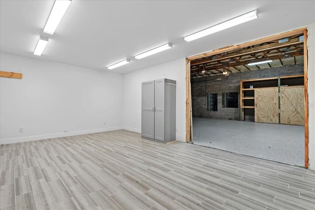 For Sale: $899,000 (3 beds, 2 baths, 2286 Square Feet)