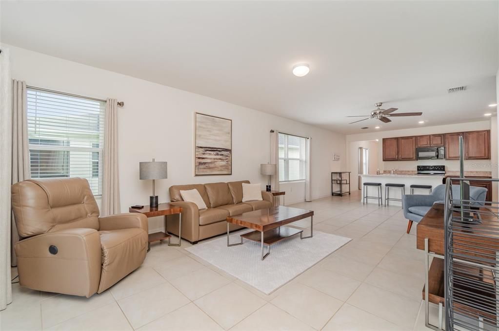 For Sale: $289,900 (3 beds, 2 baths, 1621 Square Feet)