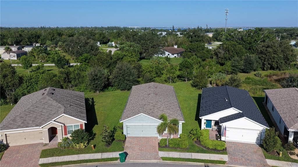 For Sale: $289,900 (3 beds, 2 baths, 1621 Square Feet)